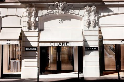 chanel staris|31 RUE CAMBON THE STORY BEHIND THE FACADE .